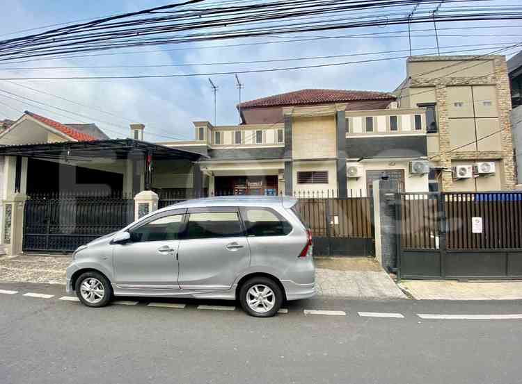 500 sqm, 22 BR house for sale in Pondok Gede, Pondok Gede 2