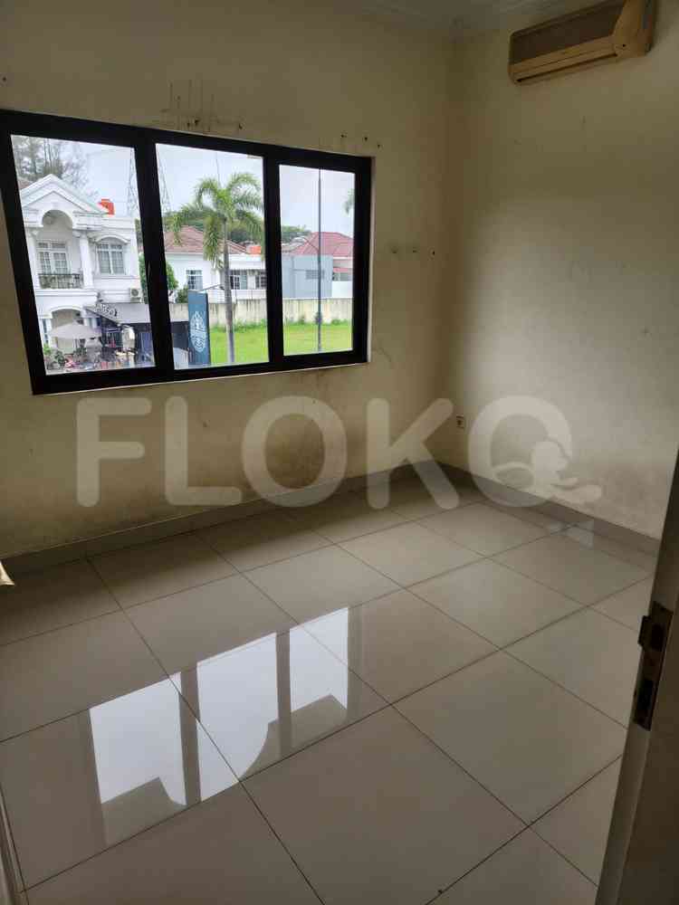 320 sqm, 3 BR house for rent in Legenda Wisata, Cibubur 10