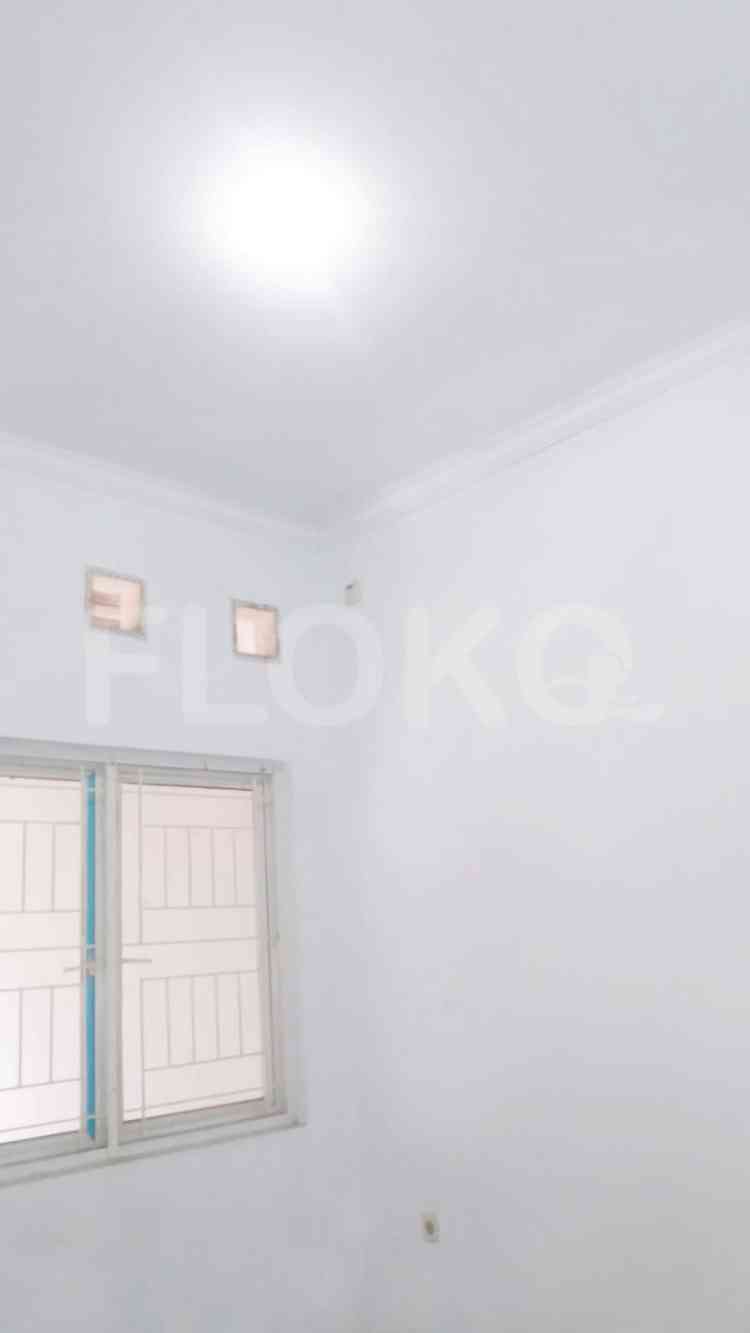 Disewakan Rumah 2 BR, Luas 85 m2 di Cileungsi, Bogor 6