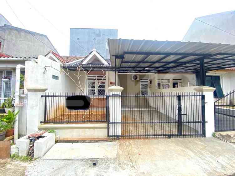 Dijual Rumah 2 BR, Luas 70 m2 di Griya Loka, BSD 1