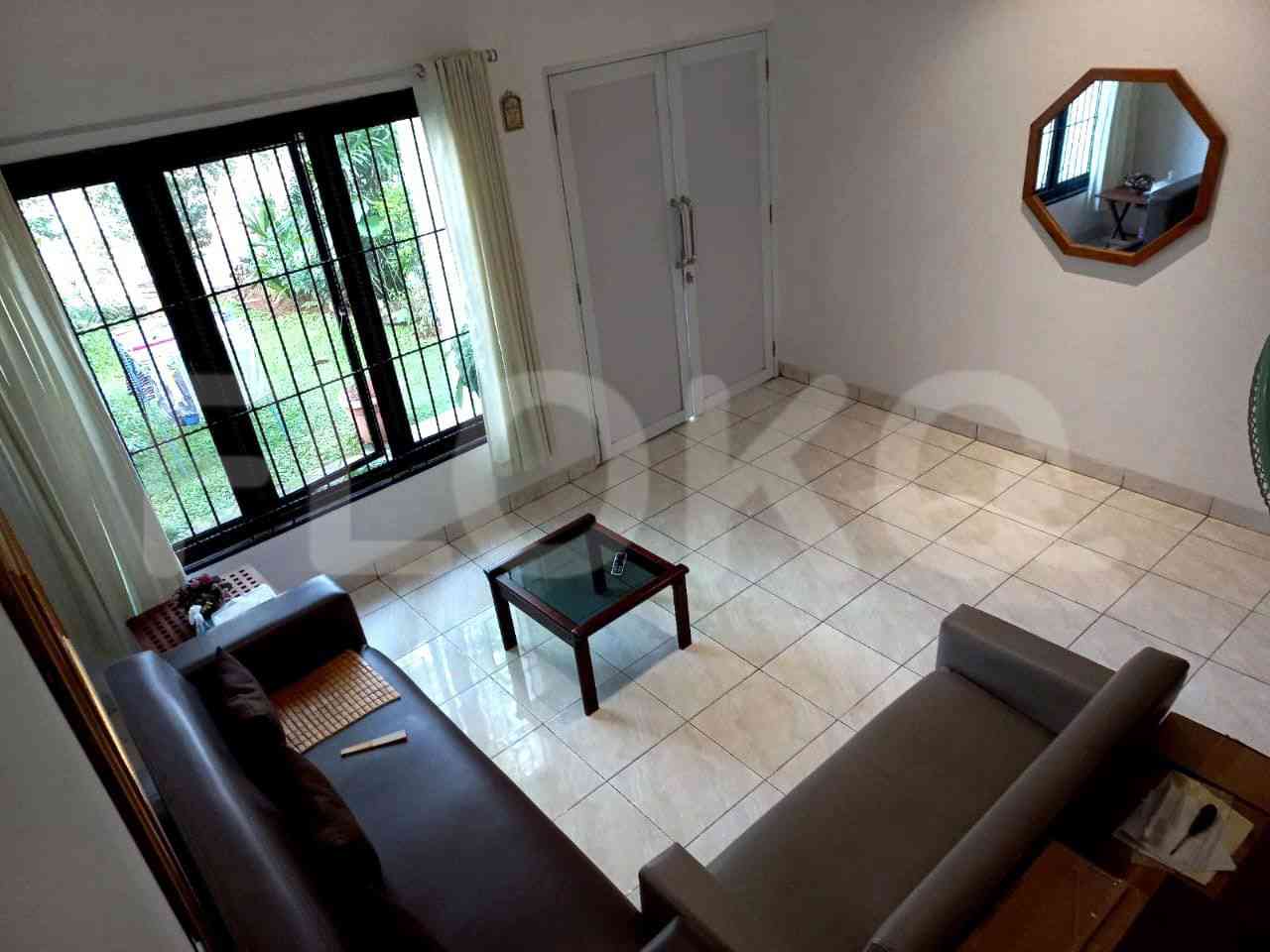 Dijual Rumah 2 BR, Luas 176 m2 di Ponegoro Lippo Karawaci, Karawaci 2