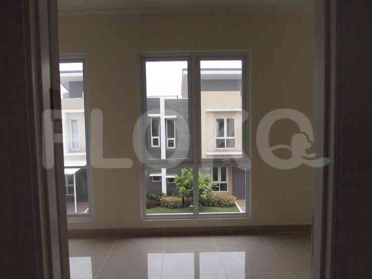 Dijual Rumah 4 BR, Luas 101 m2 di Rossini Raya, Gading Serpong 5