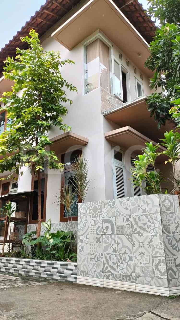 400 sqm, 7 BR house for sale in Pesanggrahan , Gandaria 2