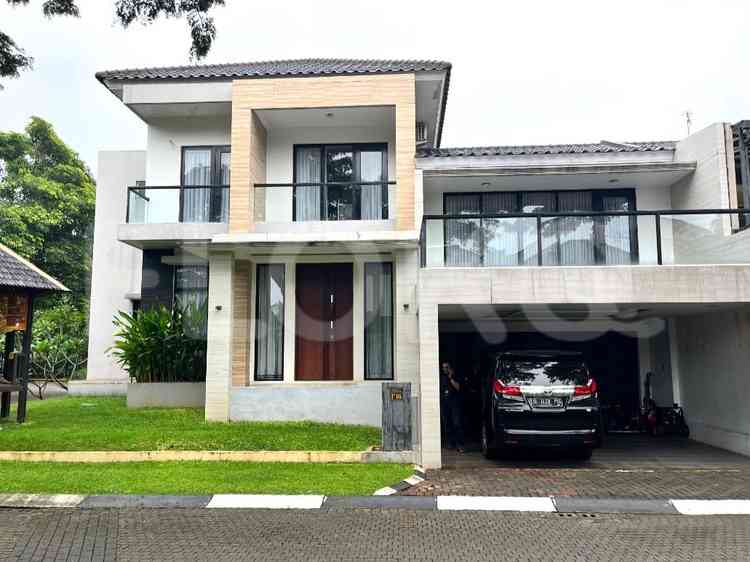 273 sqm, 5 BR house for sale in Kebayoran Essence, Bintaro 1