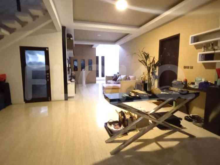 250 sqm, 3 BR house for sale in Jl Kepodang Raya, Ciputat 5