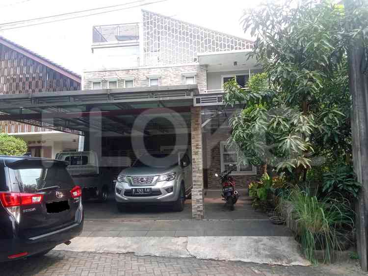 350 sqm, 4 BR house for sale in Jagakarsa, Cilandak 1