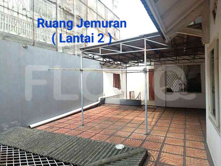 300 sqm, 5 BR house for rent in Kemang Pratama 2, Bekasi Selatan 23