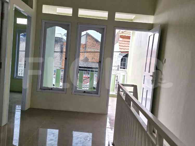 Disewakan Rumah 4 BR, Luas 100 m2 di Pejuang, Bekasi 5