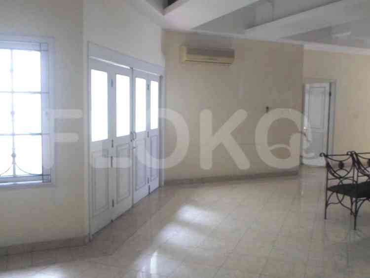 305 sqm, 3 BR house for rent in Rafles Hills, Cibubur 8