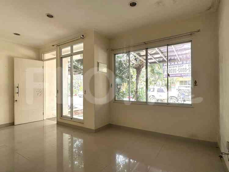 Disewakan Rumah 3 BR, Luas 115 m2 di Grand Galaxy, Bekasi Selatan 3