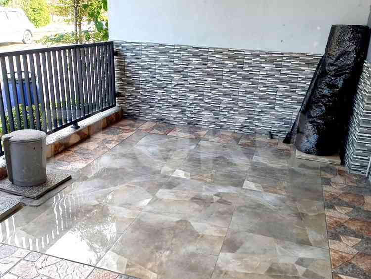 65 sqm, 2 BR house for rent in Harapan Indah, Bekasi Utara 3