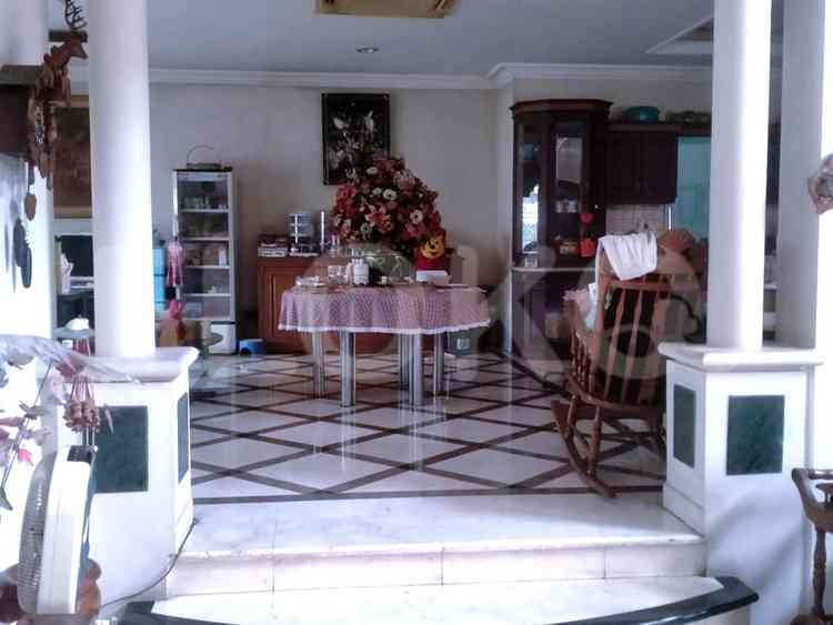 800 sqm, 6 BR house for sale in Kuningan, Kuningan 2