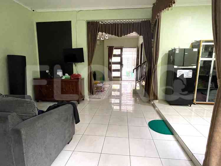 Disewakan Rumah 3 BR, Luas 90 m2 di Harapan Indah, Bekasi 5