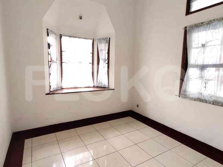 Disewakan Rumah 3 BR, Luas 150 m2 di Kemang Pratama, Bekasi 7