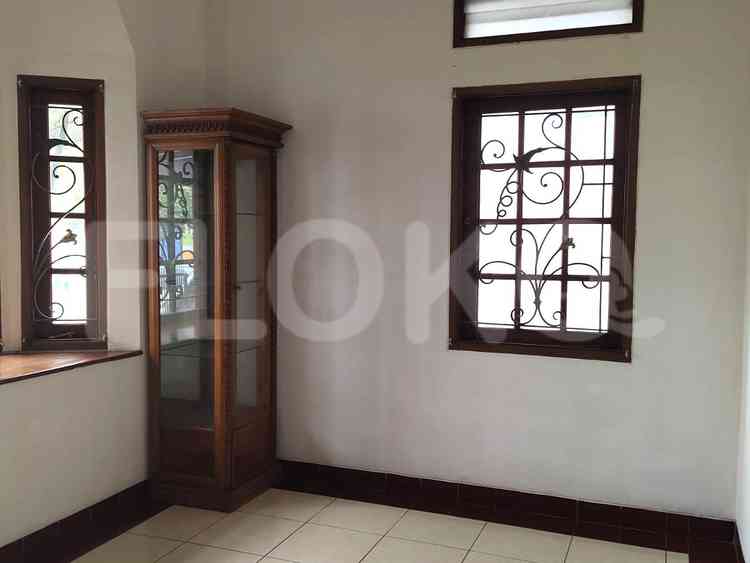 Disewakan Rumah 3 BR, Luas 150 m2 di Kemang Pratama, Bekasi 8