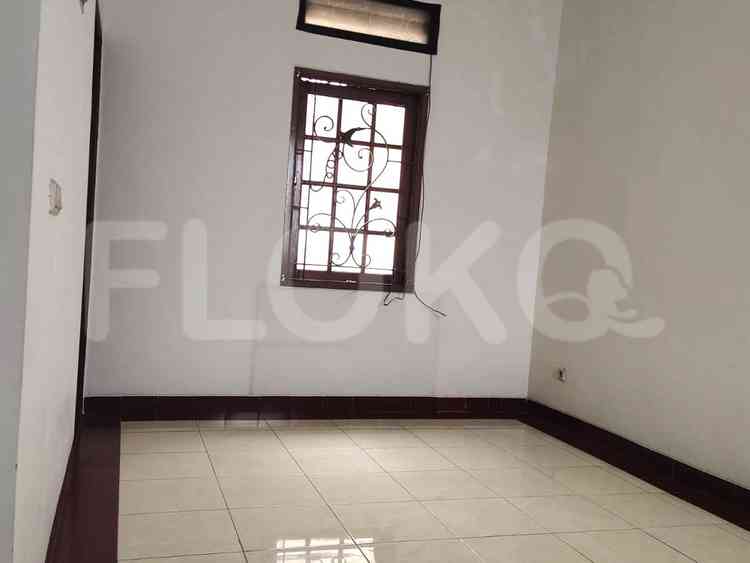 Disewakan Rumah 3 BR, Luas 150 m2 di Kemang Pratama, Bekasi 14