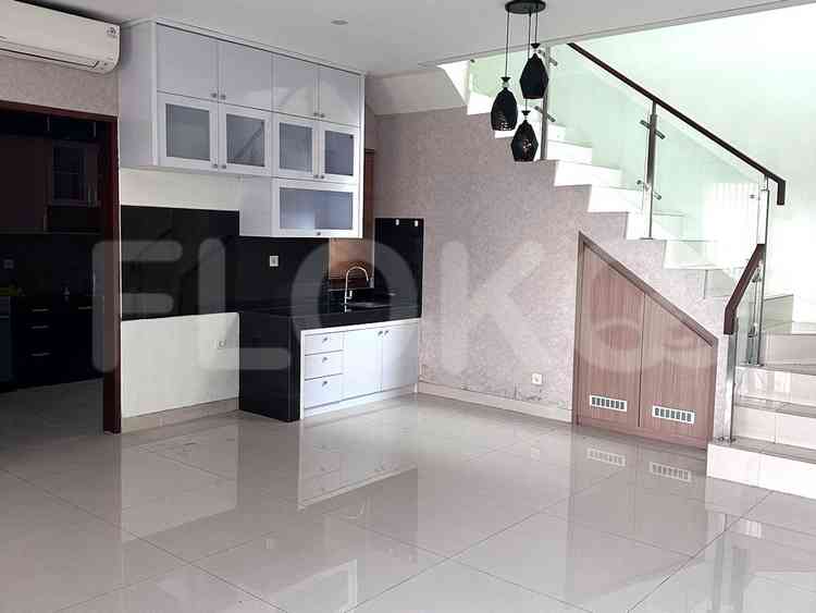 Disewakan Rumah 4 BR, Luas 150 m2 di Jatiwarna, Bekasi 2