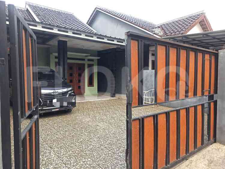 Disewakan Rumah 2 BR, Luas 80 m2 di Krukut, Depok 1