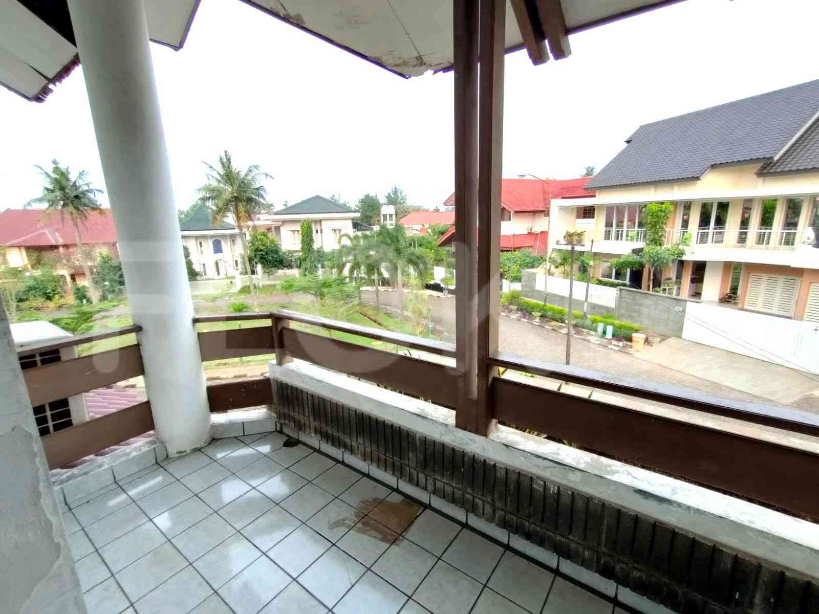 250 sqm, 4 BR house for rent in Villa Cinere Mas, Cinere 8