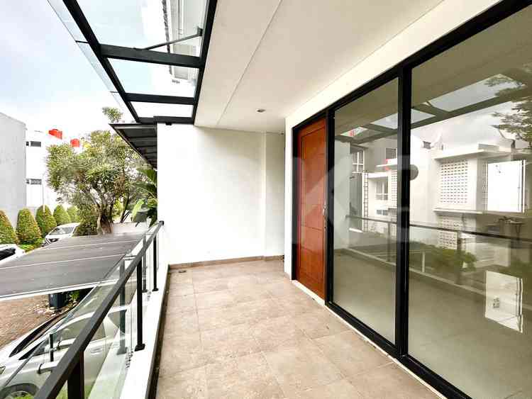 Disewakan Rumah 3 BR, Luas 264 m2 di Cinere, Cinere 4