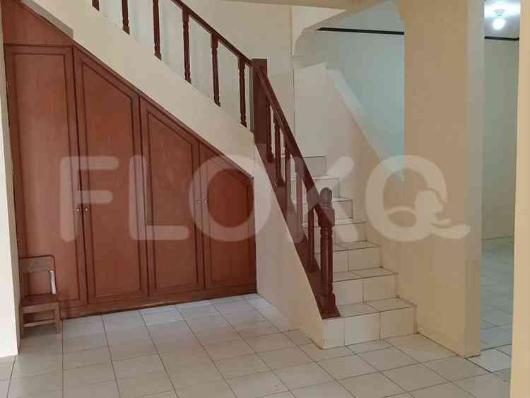 200 sqm, 4 BR house for rent in Cinere, Cinere 5