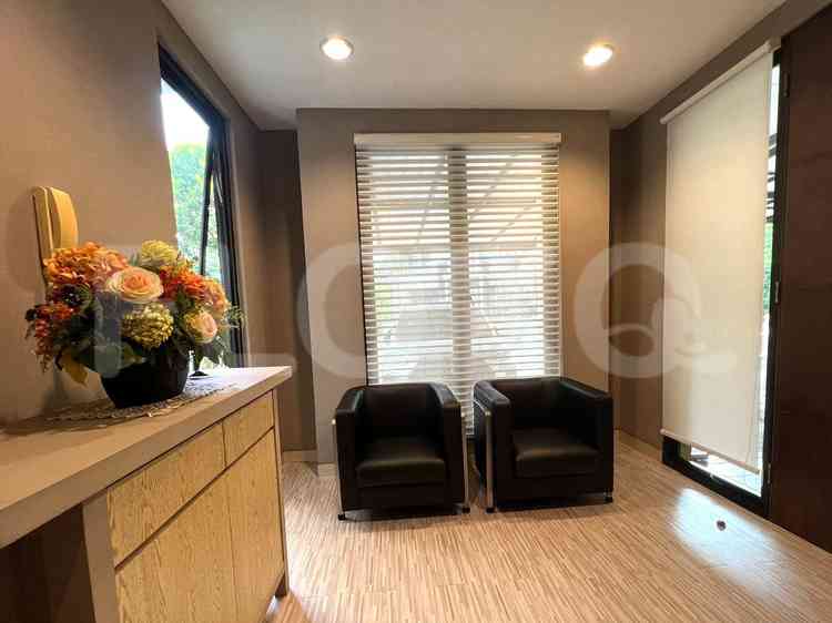 240 sqm, 4 BR house for rent in Cosmo Park, Thamrin 4