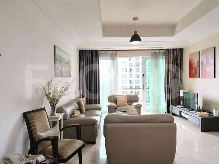 152 sqm, 6th floor, 2 BR apartment for sale in Gandaria 6