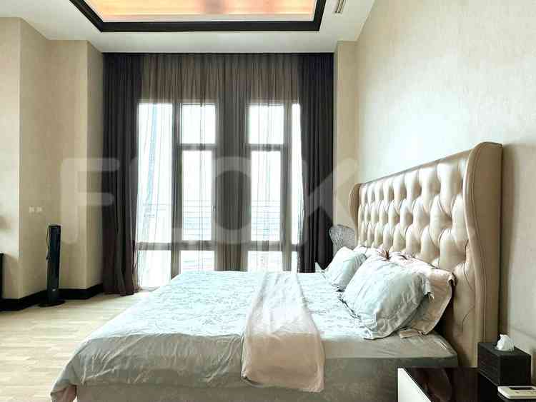 Dijual Apartemen 5 BR, Lantai 1, Luas 982 m2 di Gandaria 4