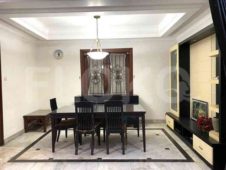 Disewakan Rumah 4 BR, Luas 300 m2 di Menteng, Menteng 16