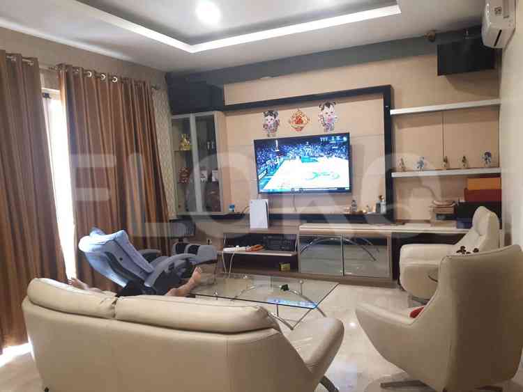 285 sqm, 5 BR house for rent in Golf Residence, Kemayoran 4