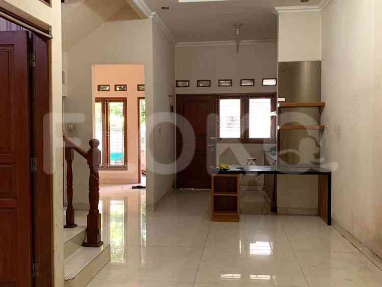 140 sqm, 3 BR house for rent in Utan Kayu, Matraman 3