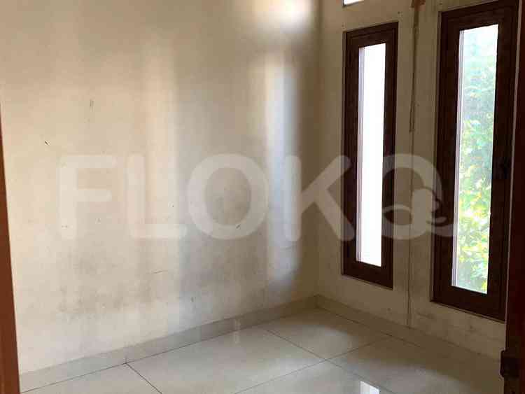 140 sqm, 3 BR house for rent in Utan Kayu, Matraman 7