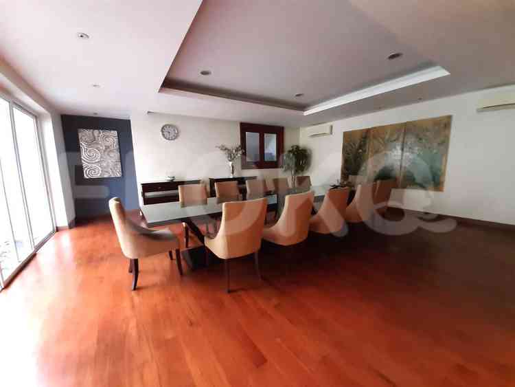 700 sqm, 4 BR house for rent in Jl. Situbondo, Menteng 10