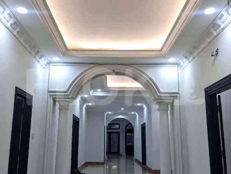 1585 sqm, 9 BR house for rent in Menteng, Menteng 3