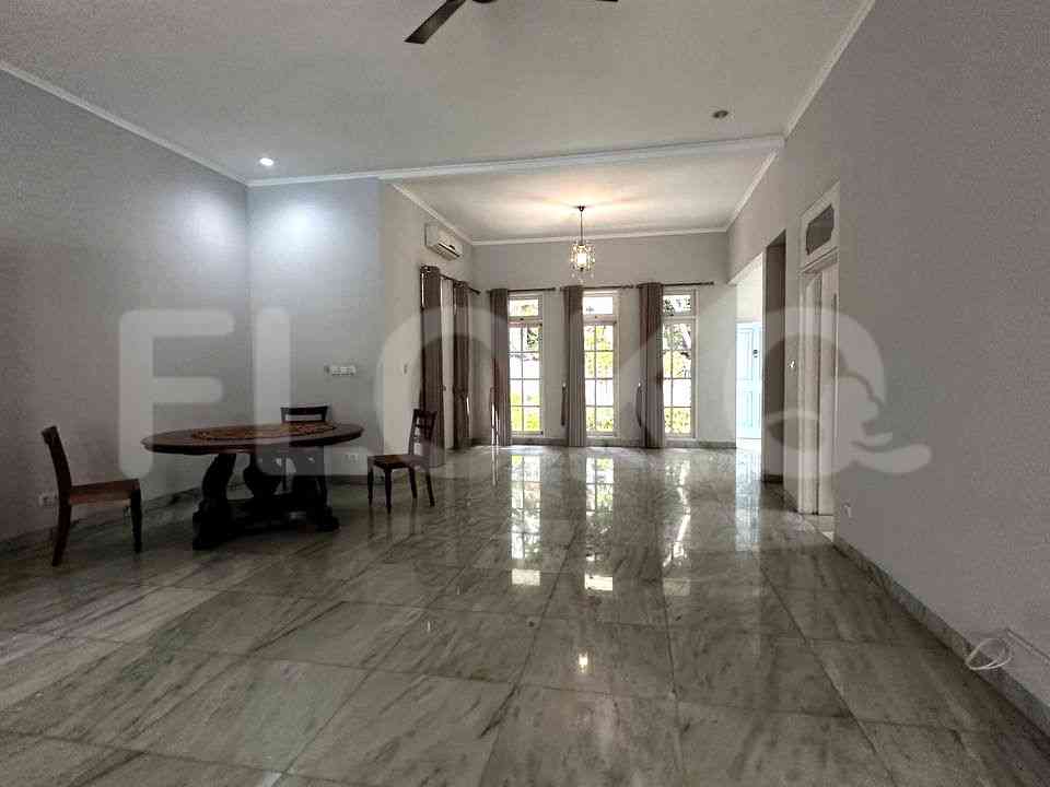 300 sqm, 3 BR house for rent in Jl. Banyumas, Menteng 9