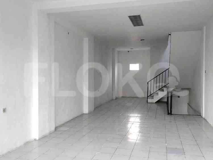 300 sqm, 3 BR house for rent in Jl. Banyumas, Menteng 2