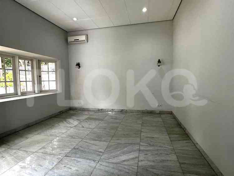 300 sqm, 3 BR house for rent in Jl. Banyumas, Menteng 5