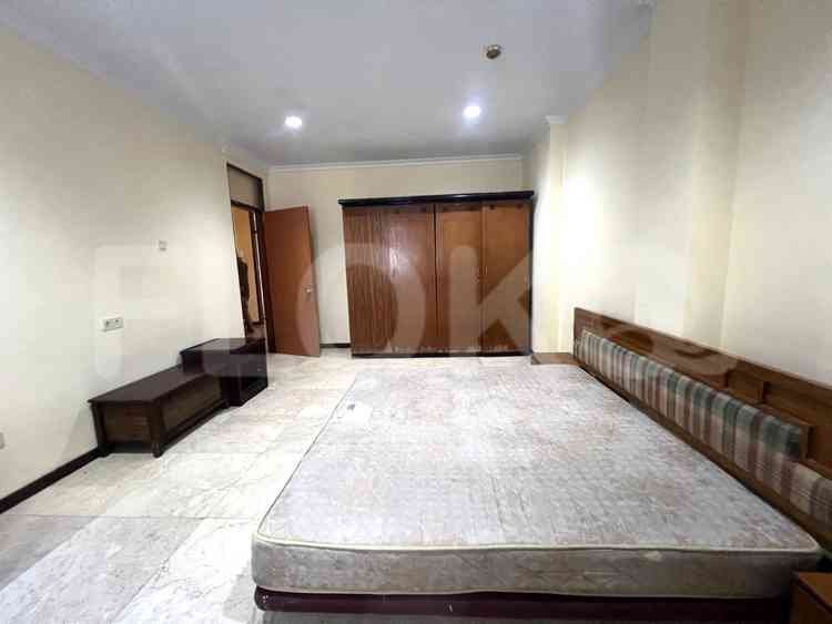 Disewakan Rumah 4 BR, Luas 400 m2 di Menteng, Menteng 8