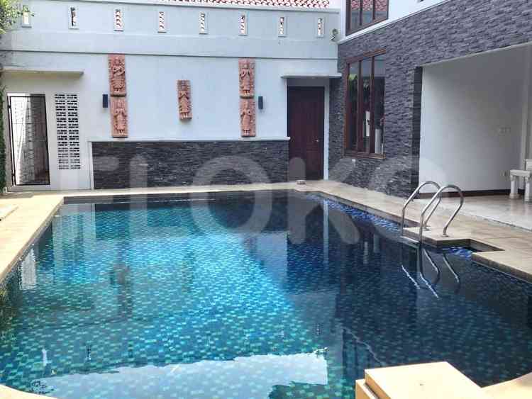 Disewakan Rumah 4 BR, Luas 800 m2 di Jl. Diponegoro, Menteng 23