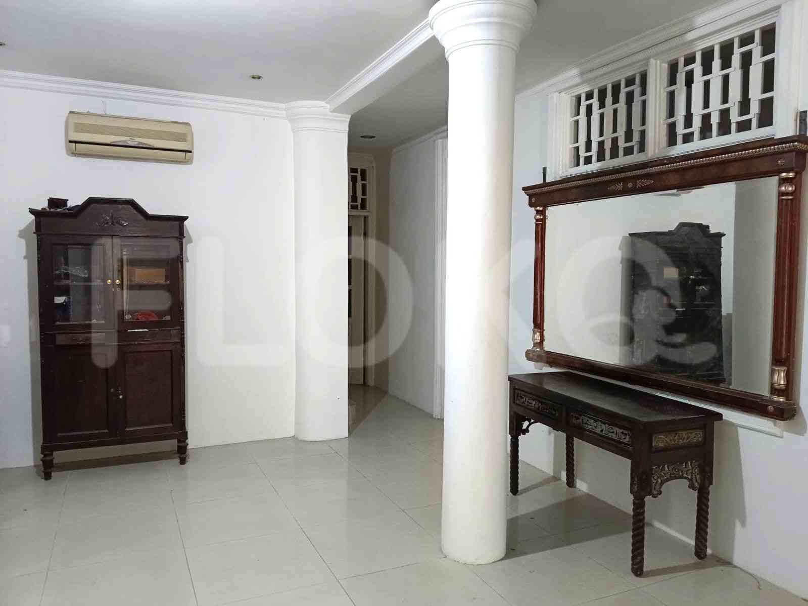 200 sqm, 3 BR house for rent in Menteng, Menteng 3