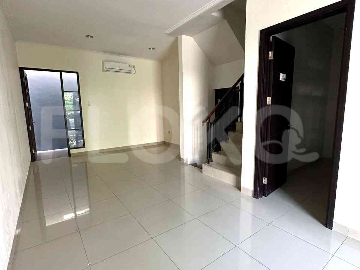 120 sqm, 4 BR house for rent in Green Lake City Cluster East Asia, Cengkareng 1