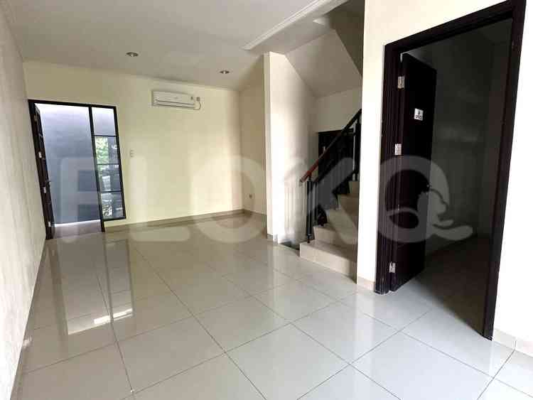 Disewakan Rumah 4 BR, Luas 120 m2 di Green Lake City Cluster East Asia, Cengkareng 1