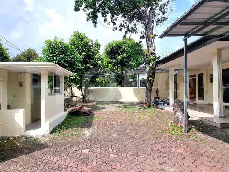 Disewakan Rumah 2 BR, Luas 300 m2 di Menteng, Menteng 1