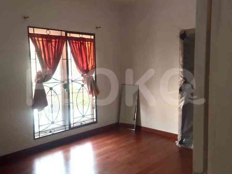 230 sqm, 3 BR house for rent in Mutiara Palem, Cengkareng 7