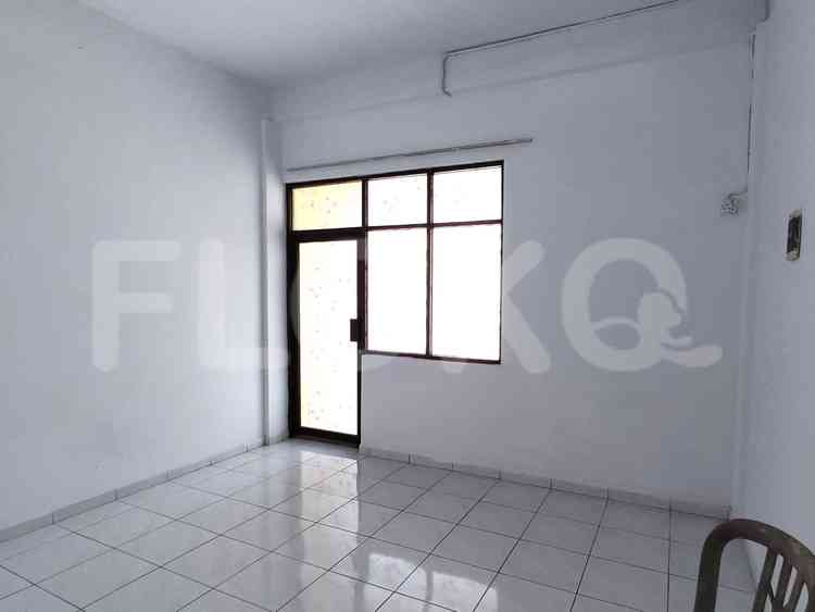 238 sqm, 3 BR house for rent in Jelambar, Grogol 8