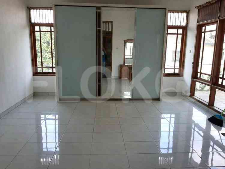 300 sqm, 4 BR house for rent in Kebon Jeruk Intercon, Kebon Jeruk 3