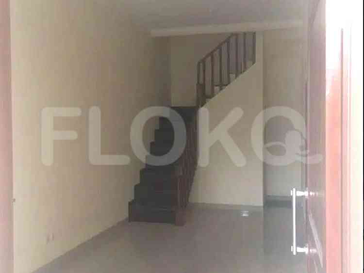 120 sqm, 5 BR house for rent in Utan Kayu, Matraman 2