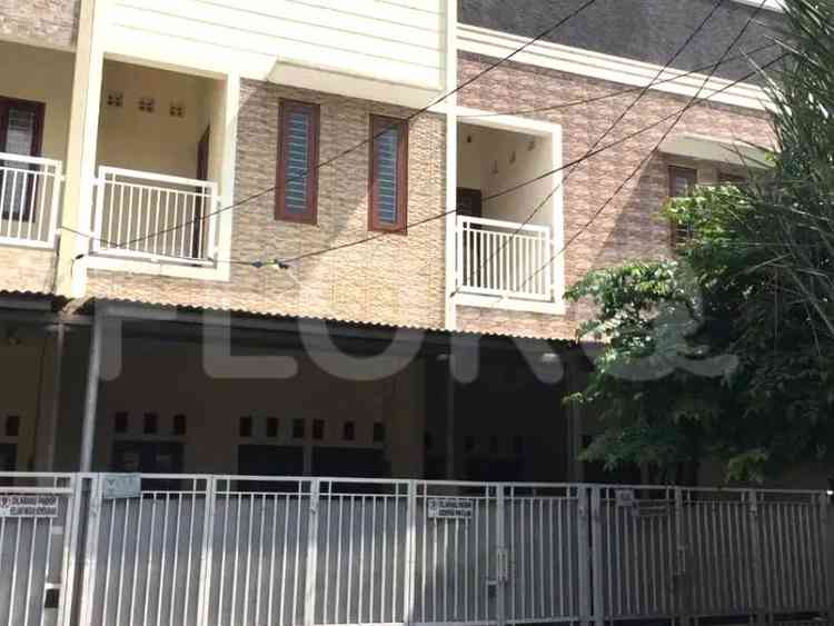 120 sqm, 5 BR house for rent in Utan Kayu, Matraman 1