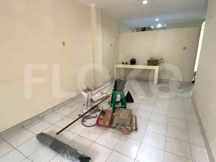 150 sqm, 3 BR house for rent in Kelapa Molek 2, Kelapa Gading 3