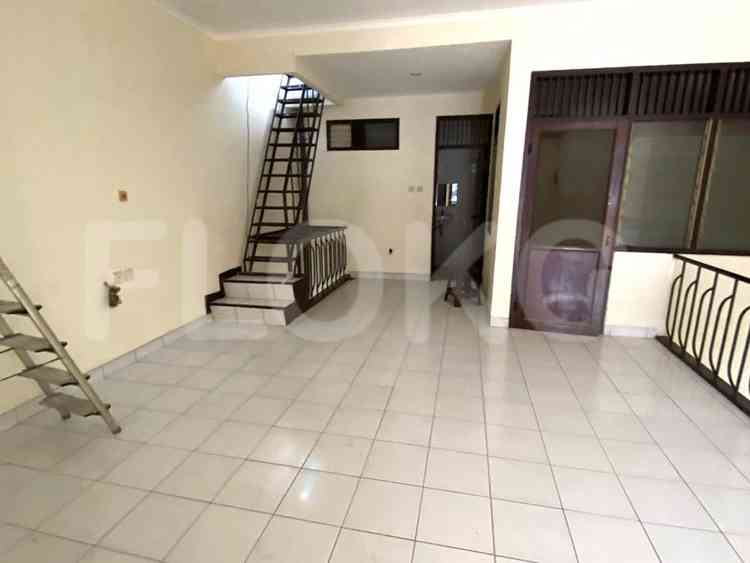 150 sqm, 3 BR house for rent in Kelapa Molek 2, Kelapa Gading 10